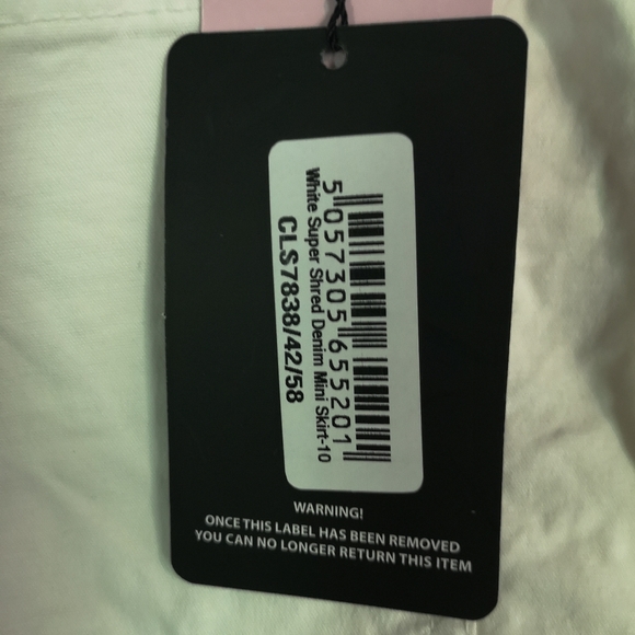 💮NWT!  PLT White Jeans Skirt 💮 - Picture 3 of 3